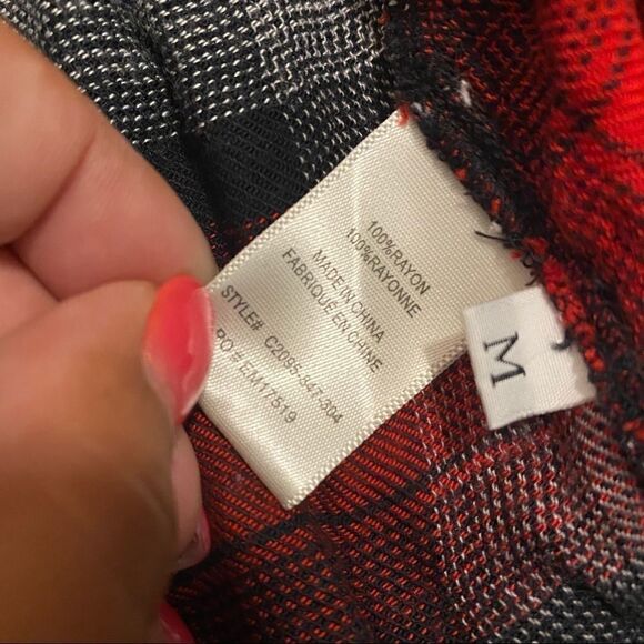 Cloth & Stone medium checkered high low shirt - Picture 5 of 6